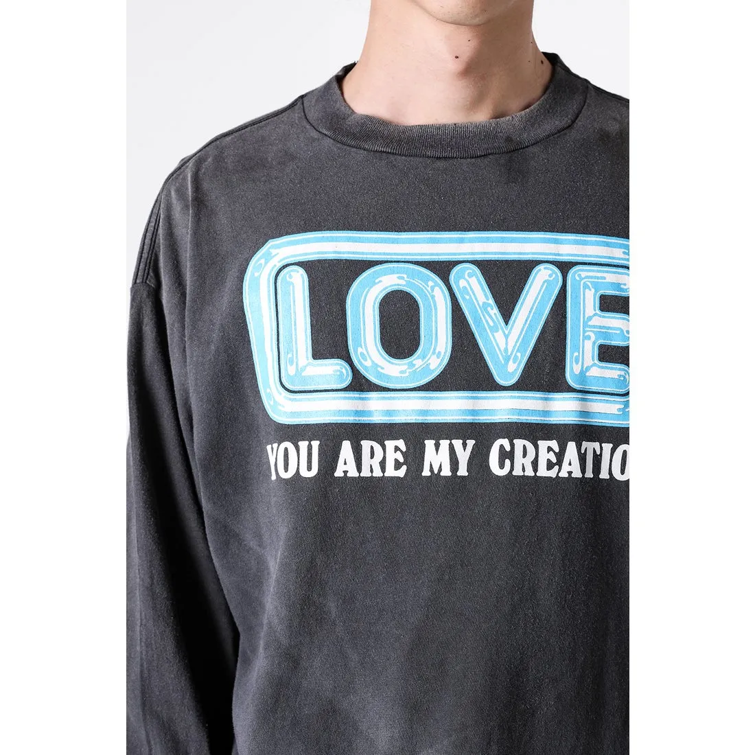 SAINT Mxxxxxx LS TEE/LOVE/BLK LOVE Love Thousand Paper Cranes distressed long sleeves with holes, washed black S-XL, look for cylindrical fabrics without side seams, don’t buy open ones anymore, boring Assute ready-made garments dyed, the whole piece is spray-painted and faded, the collar and cuffs are frayed, many places are worn, the original printing is restored/accessories are complete, with little angel anti-counterfeiting label